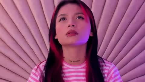 Snapshot of emmaduff_ chatting on 09.30.25 online show from 09.30.25