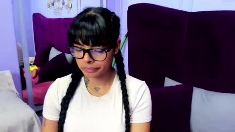 emmaebony_ online show from 02.28.26