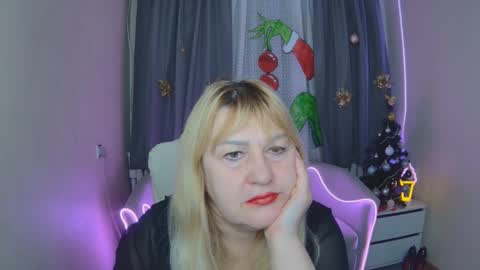 emmaellison924117 online show from 12.17.25