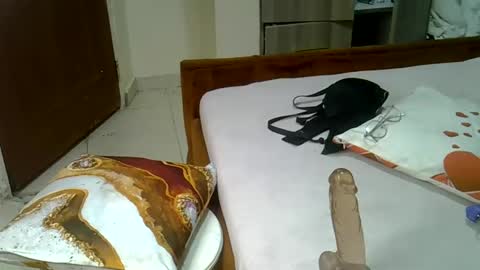 Snapshot of emmaflinn chatting on 02.16.25 Emma online show from 02.16.25