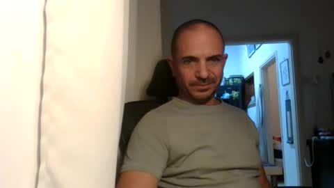 Ariel online show from 11.19.25