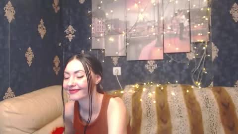 Snapshot of emmagoldx chatting on 12.20.24 EmmaGoldX online show from 12.20.24