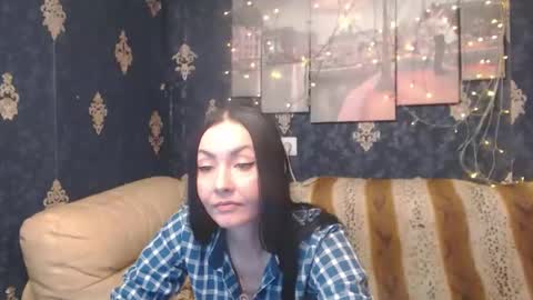 Snapshot of emmagoldx chatting on 12.24.24 EmmaGoldX online show from 12.24.24