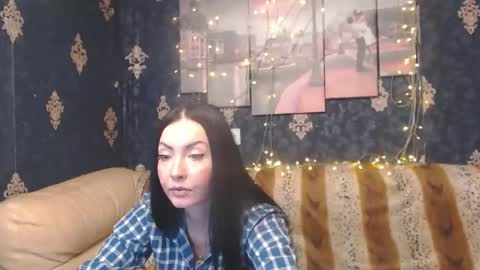 Snapshot of emmagoldx chatting on 12.25.24 EmmaGoldX online show from 12.25.24