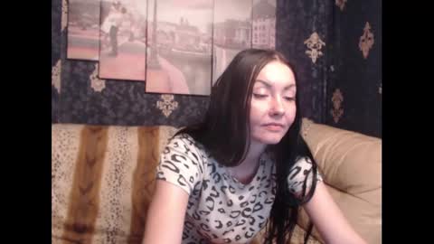 Snapshot of emmagoldx chatting on 01.12.25 EmmaGoldX online show from 01.12.25