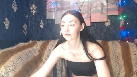 Snapshot of emmagoldx chatting on 03.03.25 EmmaGoldX online show from 03.03.25