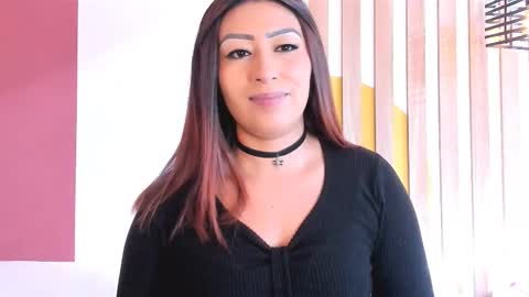 Snapshot of emmanaughty_ chatting on 10.03.25 emmanaughty_ online show from 10.03.25