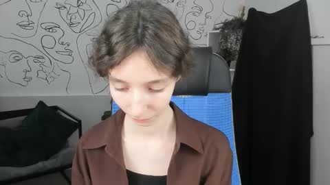 Snapshot of emmanuellbrown chatting on 09.09.25 emmanuellbrown online show from 09.09.25