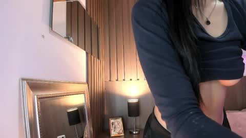 Emma online show from 04.10.26