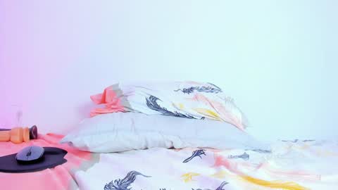 Emma Rogers online show from 01.29.25