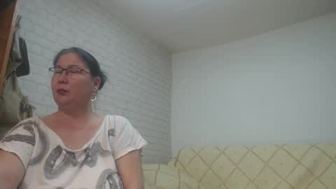 emmasquirt69 online show from 02.13.25