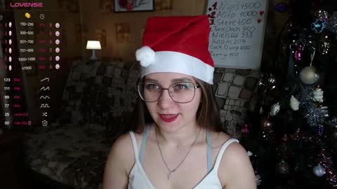 Snapshot of emmatiny chatting on 12.15.24 Mia online show from 12.15.24