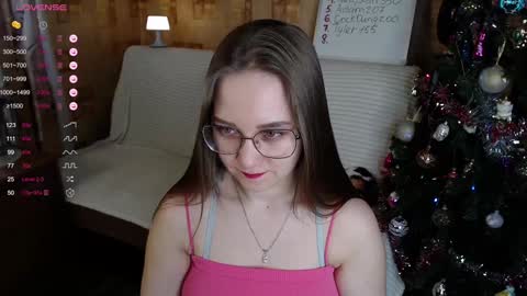 Snapshot of emmatiny chatting on 12.26.24 Mia online show from 12.26.24