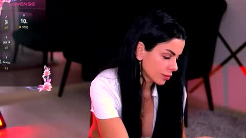 Emma online show from 11.26.25