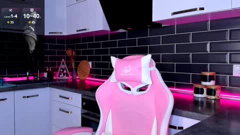 Snapshot of emmavictori chatting on 01.16.25 Shaiya online show from 01.16.25