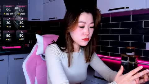 Snapshot of emmavictori chatting on 01.18.25 Shaiya online show from 01.18.25