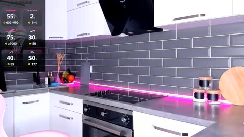 Snapshot of emmavictori chatting on 03.09.25 Shaiya online show from 03.09.25