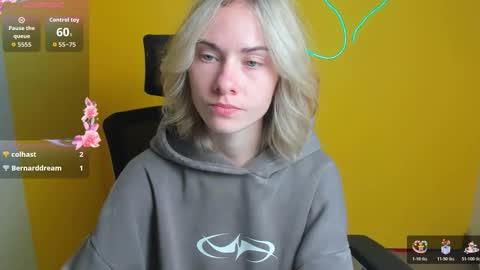 Emmi online show from 10.22.25