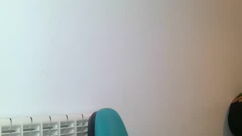 Snapshot of emmie_xxx chatting on 10.01.25 emmie online show from 10.01.25