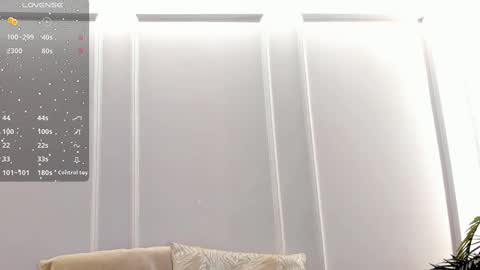 Snapshot of emmiily_z chatting on 12.14.24 Emmiily online show from 12.14.24
