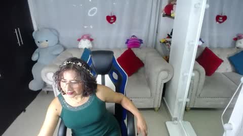 Emmily online show from 03.01.25