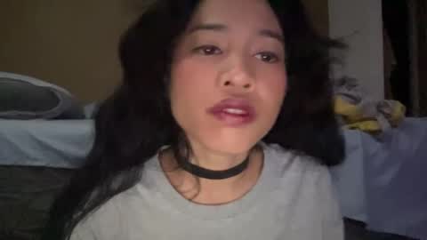 EmmiXOXO online show from 02.23.25