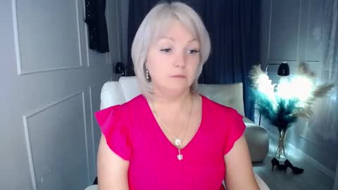 emmmam online show from 10.28.25