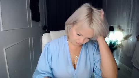 emmmam online show from 11.05.25