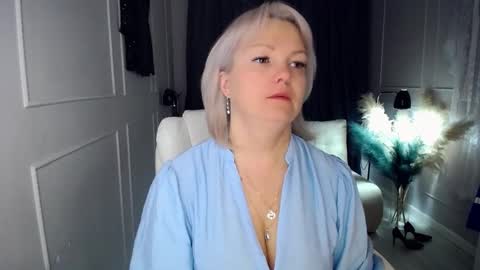 emmmam online show from 11.09.25