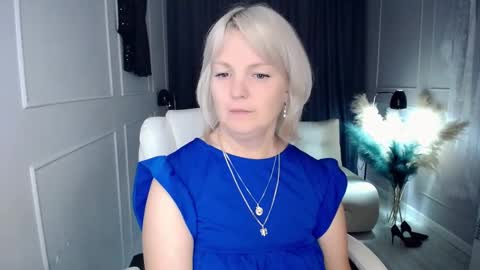 emmmam online show from 11.28.25