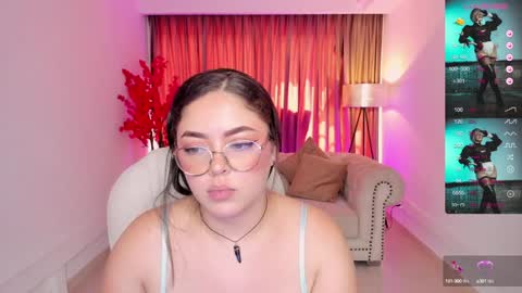 Snapshot of emmy_walker1 chatting on 01.28.25 Emmy Walker online show from 01.28.25