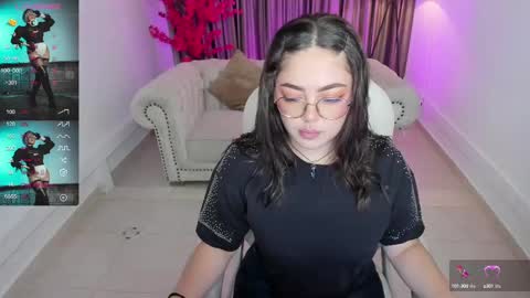 Snapshot of emmy_walker1 chatting on 02.28.25 Emmy Walker online show from 02.28.25