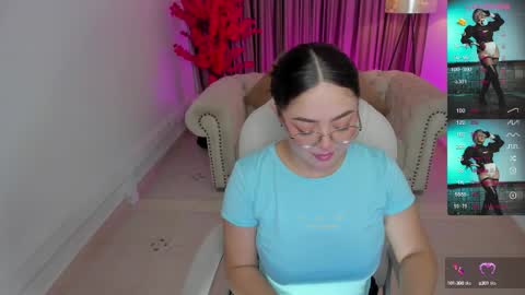 Snapshot of emmy_walker1 chatting on 03.07.25 Emmy Walker online show from 03.07.25