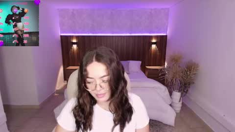 Snapshot of emmy_walker1 chatting on 03.12.25 Emmy Walker online show from 03.12.25