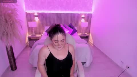 Snapshot of emmy_walker1 chatting on 09.24.25 Emmy Walker online show from 09.24.25