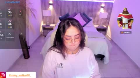 Snapshot of emmy_walker1 chatting on 10.03.25 Emmy Walker online show from 10.03.25