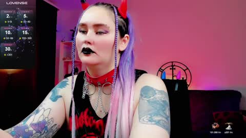 Emmy Bright     50  online show from 12.05.24