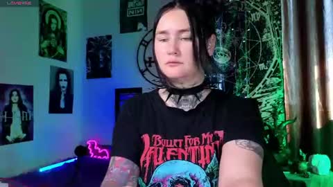 Emmy Bright     50  online show from 07.02.26
