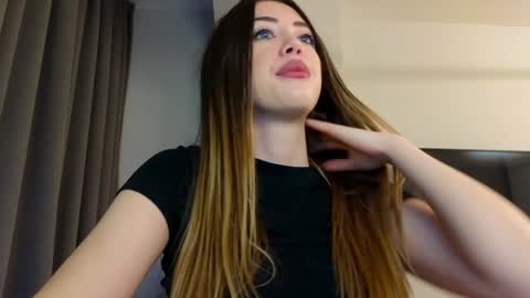 Em online show from 12.06.24