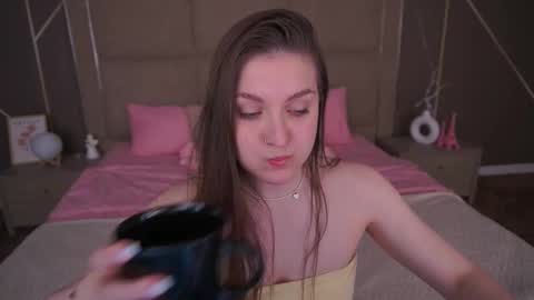 E M M Y online show from 02.04.26