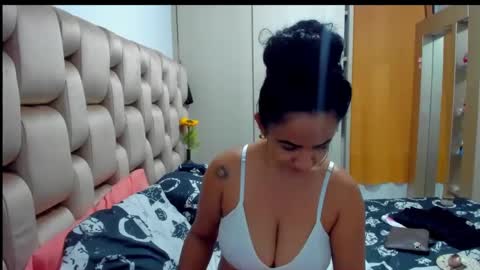 emperatriztapia online show from 01.25.25