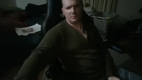 Snapshot of emsguy1 chatting on 01.01.25 Matt online show from 01.01.25