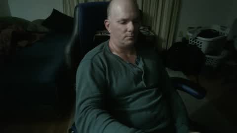 Snapshot of emsguy1 chatting on 09.22.25 Matt online show from 09.22.25