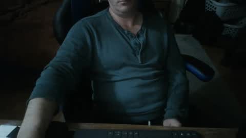 Snapshot of emsguy1 chatting on 09.28.25 Matt online show from 09.28.25