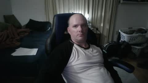 Snapshot of emsguy1 chatting on 10.11.25 Matt online show from 10.11.25