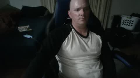 Snapshot of emsguy1 chatting on 10.28.25 Matt online show from 10.28.25