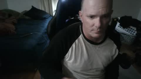 Snapshot of emsguy1 chatting on 11.06.25 Matt online show from 11.06.25