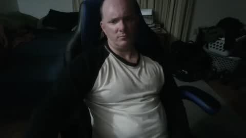 Snapshot of emsguy1 chatting on 11.17.25 Matt online show from 11.17.25