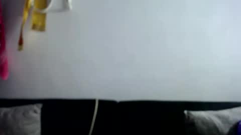 Emy online show from 10.04.25