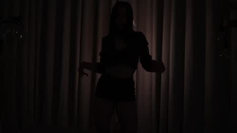 Eimi3 online show from 11.24.25